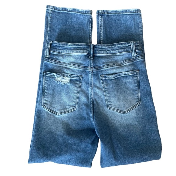 Vervet Mid-Rise Straight Leg Denim Blue Jeans with Distressed Details. Size 26 - Picture 4 of 8